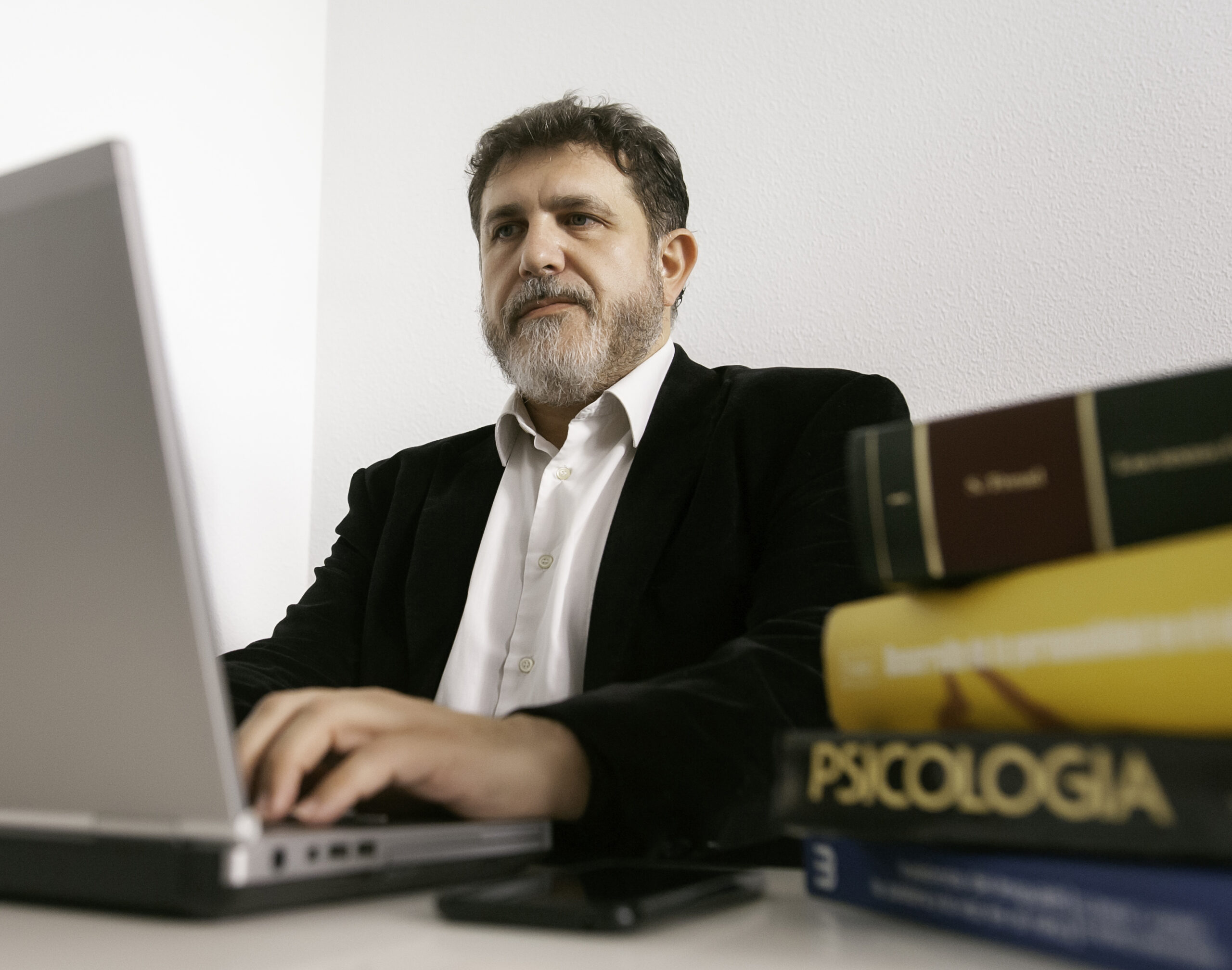 Chema Montes | Psicólogo en Castellón